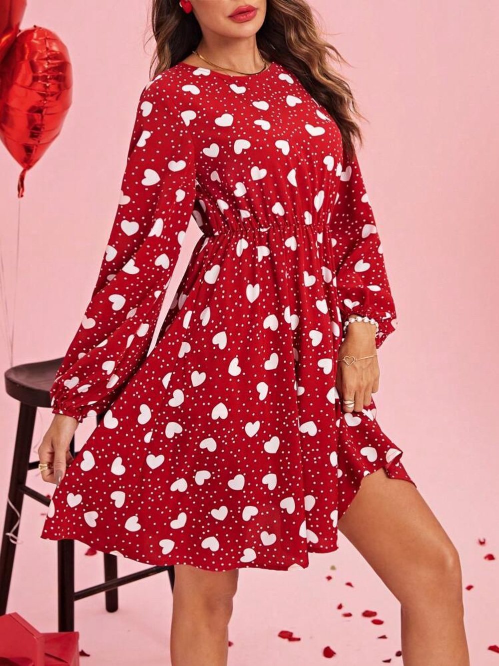 ❤️❤️SHEIN Red Long-Sleeve Heart Print Casual Dress. NEVER WORN